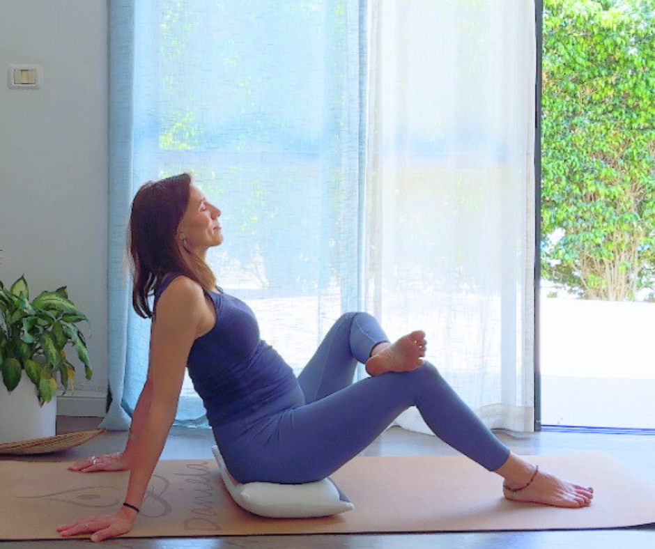 Relaxing Bed-Time Yoga For Pregnancy